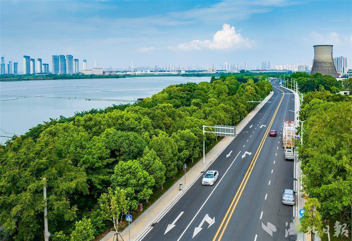 拥有“如意行”驾乘险，出行更顺畅！,人保有温度_半导体行业应用市场分析及发展趋势预测