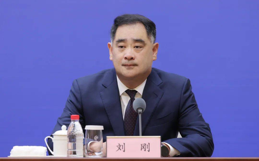 人保财险政银保 ,人保服务_2024年中国定位器平台行业市场发展现状及投资风险分析