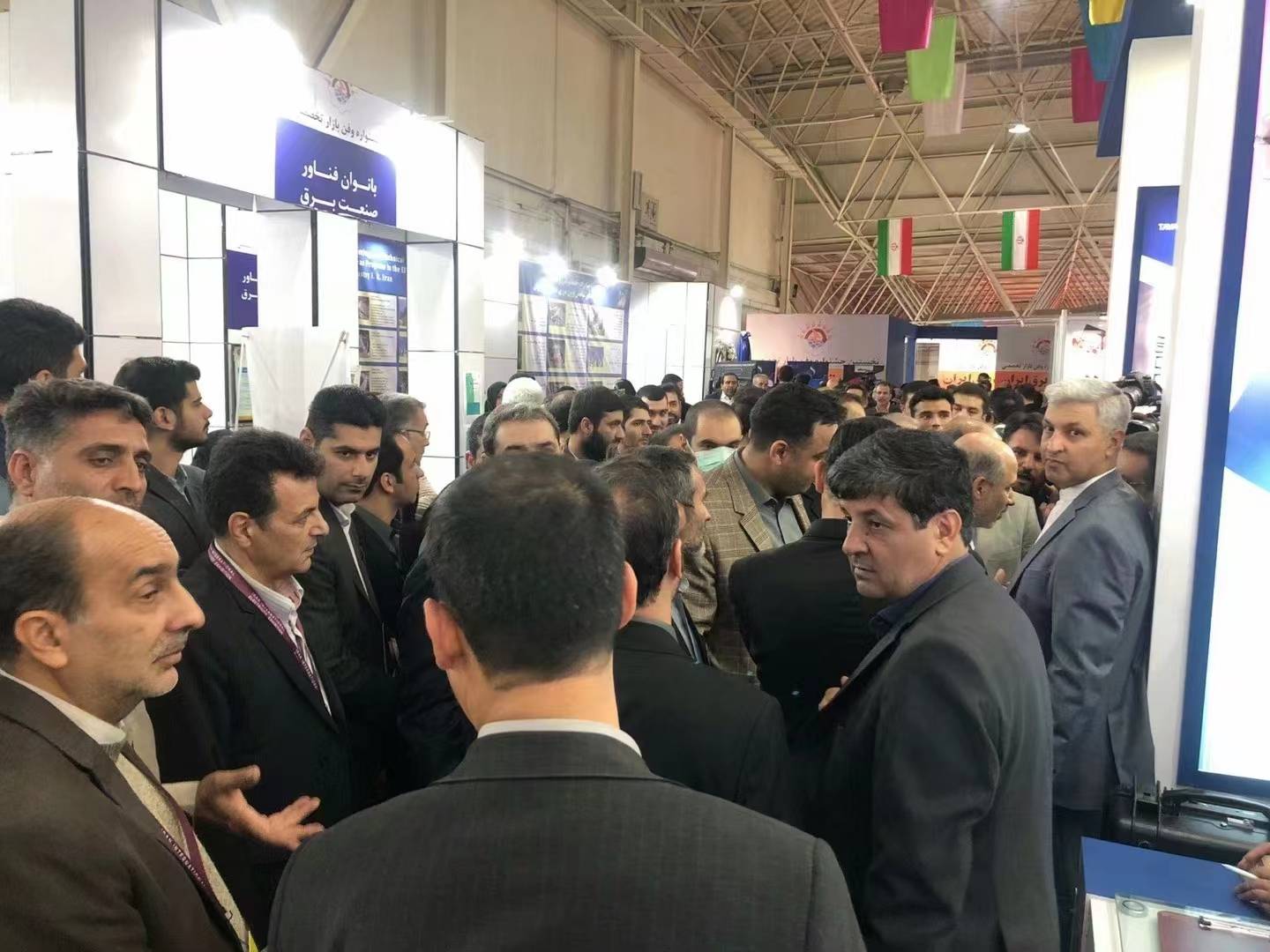 人保车险   品牌优势——快速了解燃油汽车车险,人保车险_2024中国陶瓷粘土行业市场全景调研及投资价值评估