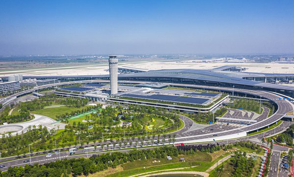 人保车险,拥有“如意行”驾乘险,出行更顺畅!_2024年防盗门行业发展现状及未来市场潜力分析