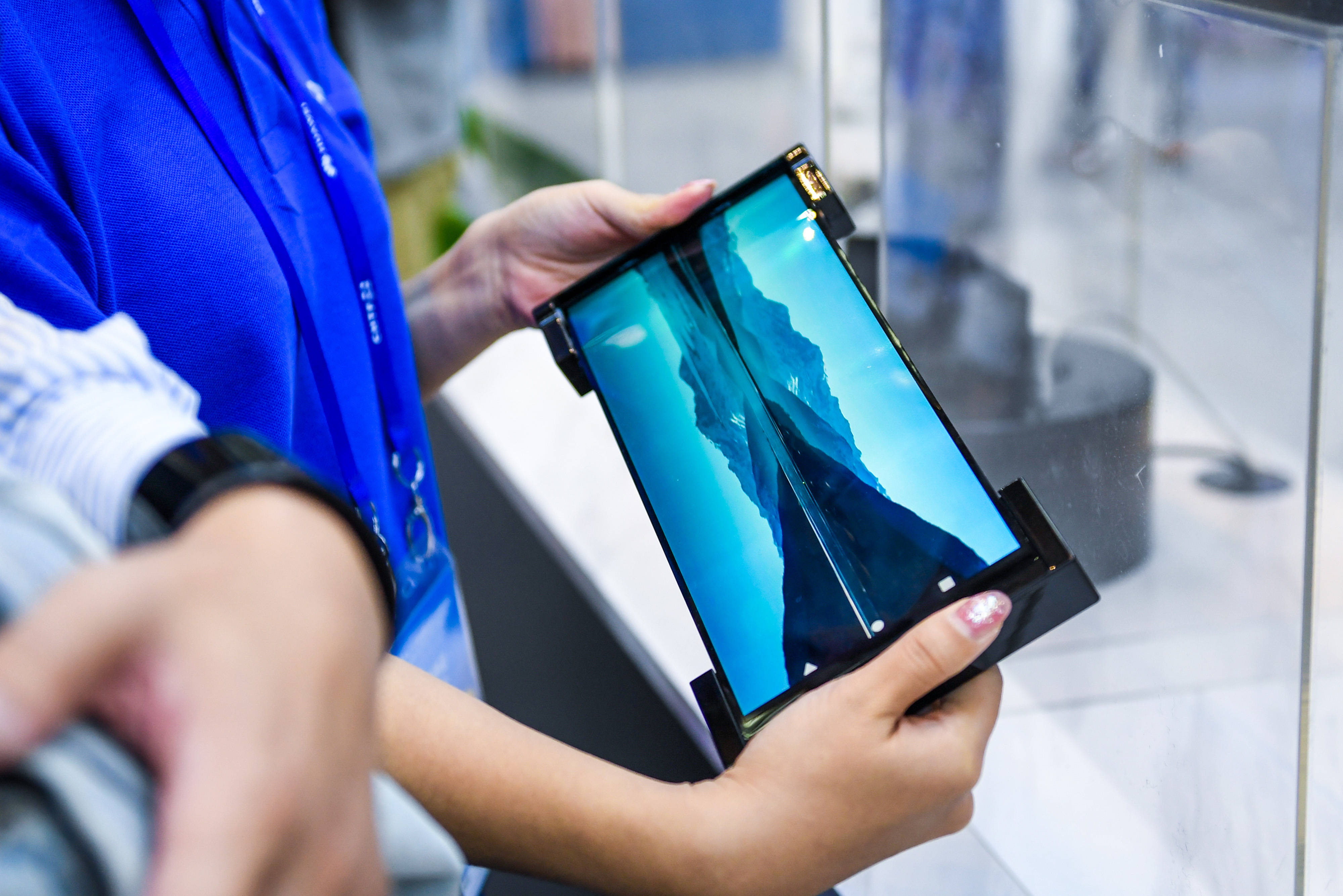 技术驱动下加速分化，2025年插座转换器行业市场发展趋势_人保财险政银保 ,人保护你周全