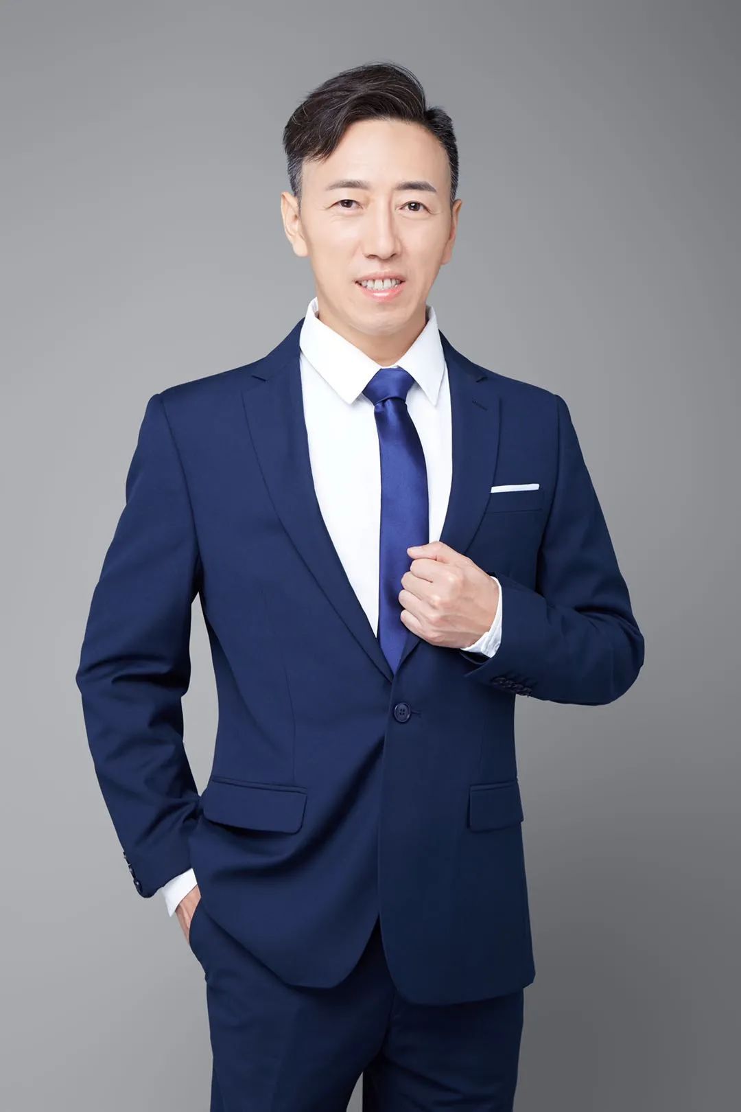 复星医药吴以芳：2025年继续退出非核心资产，回笼资金