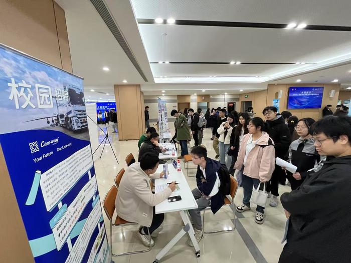 为人才企业注入金融活水 深圳推“全周期”企业成长金融服务