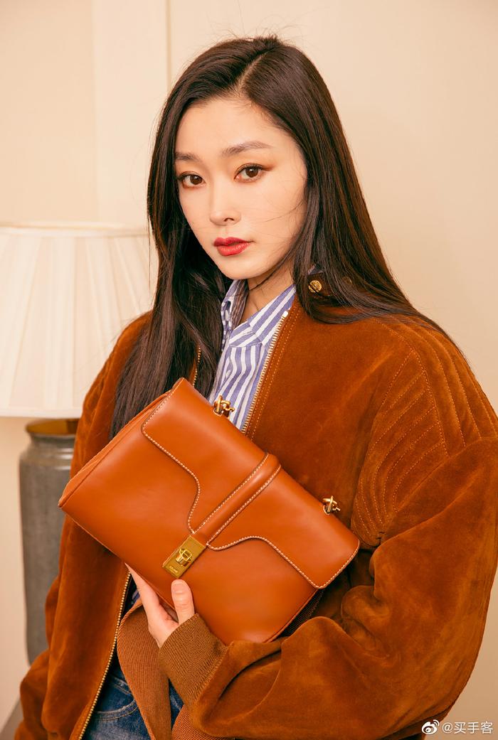 CELINE推出全新普拉提系列