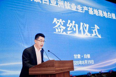 卡游：2024年营收破百亿，新型文化消费逆势上扬