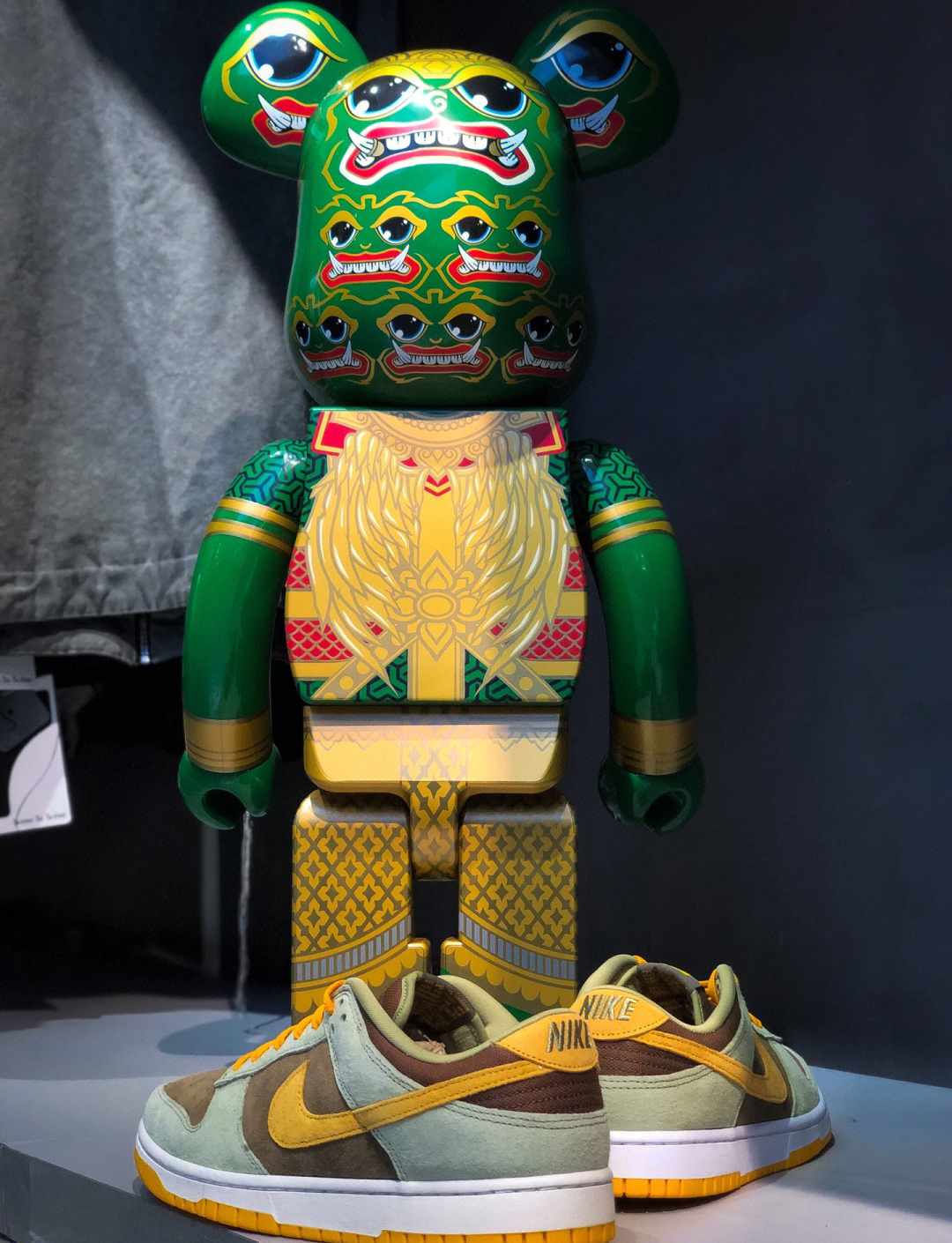 OVO×BE@RBRICK：高端潮玩市场的精准卡位