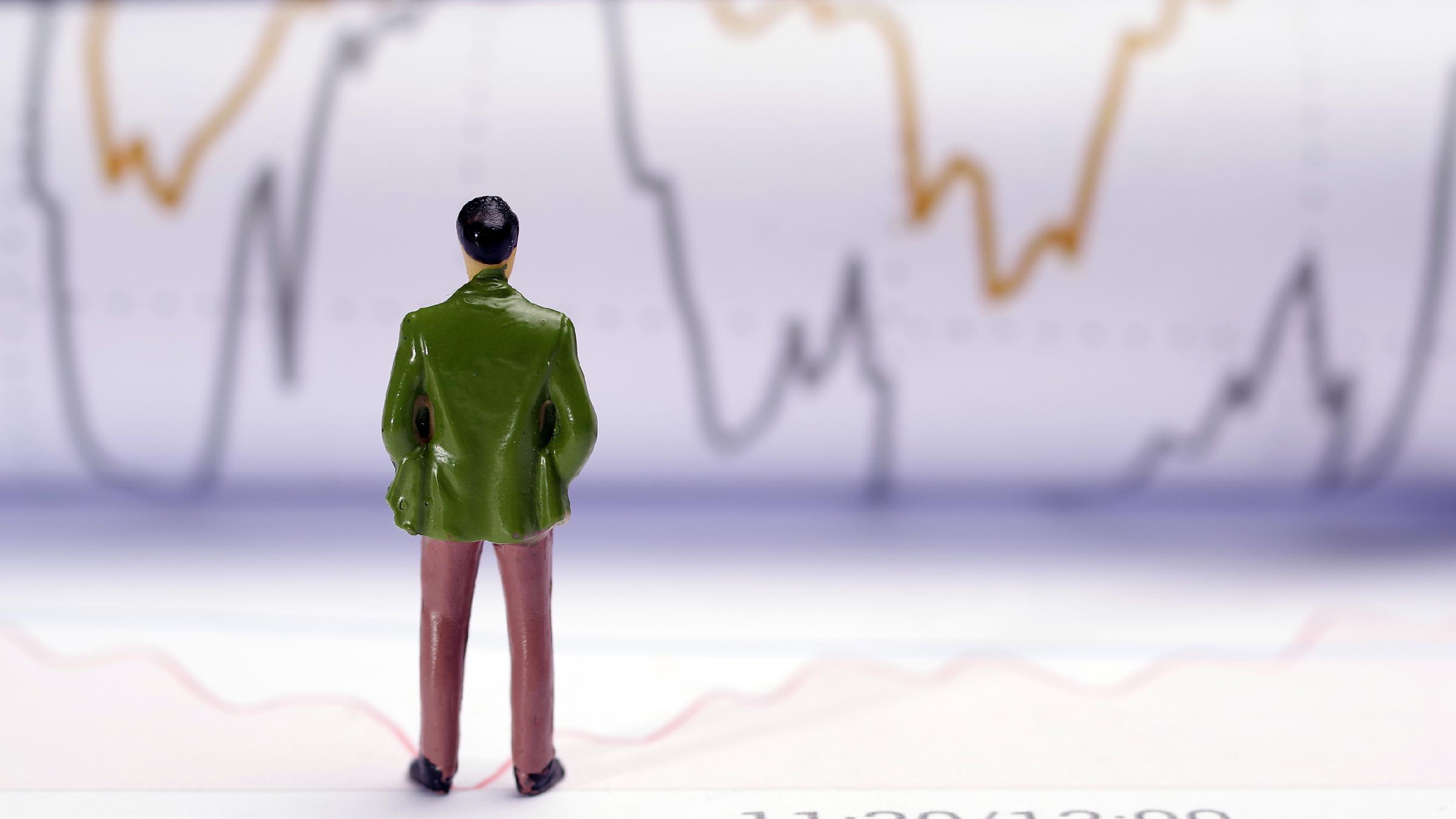 近五年新高！主动偏股基金扫货港股，这些股票受青睐