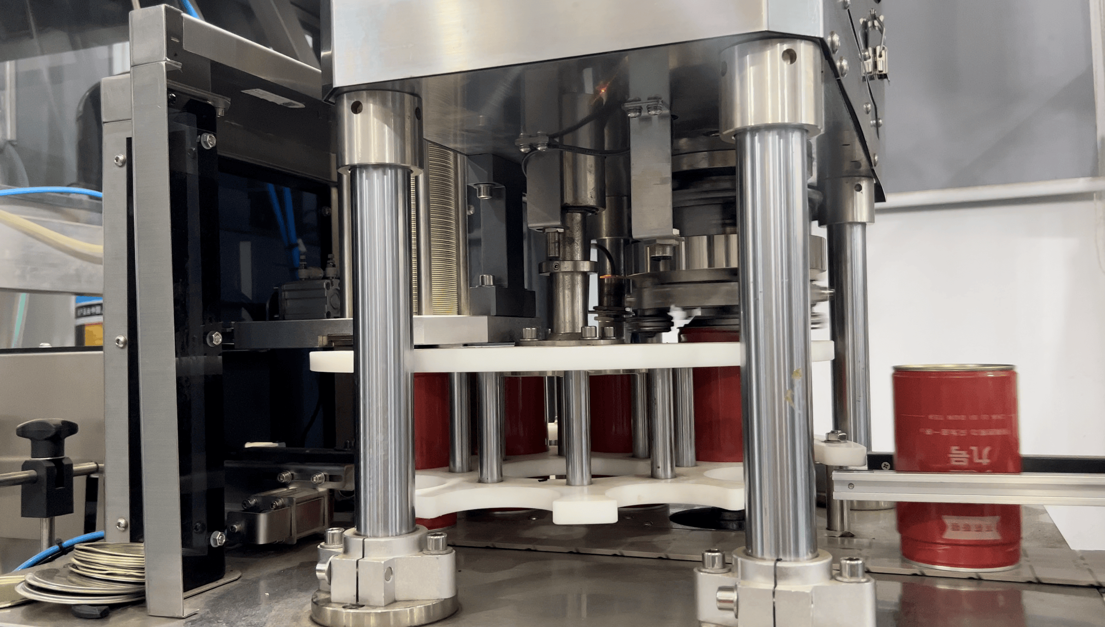 ABB拟分拆机器人业务2026年独立上市