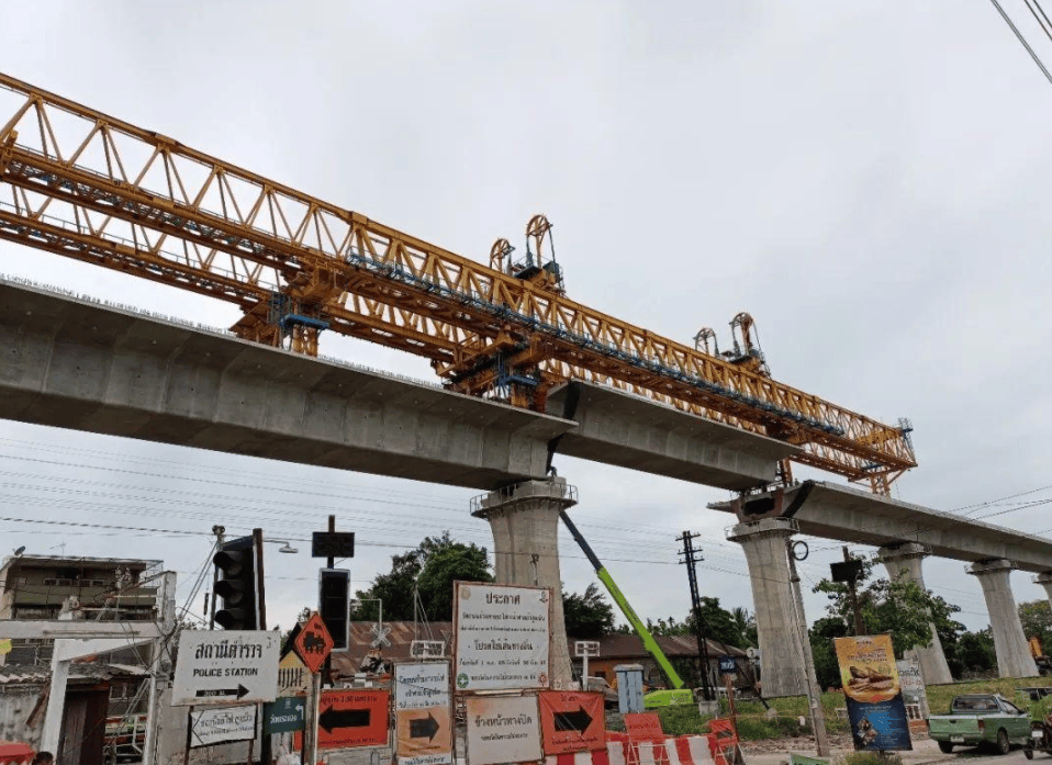 外交部副部长马朝旭会见泰国外长玛里