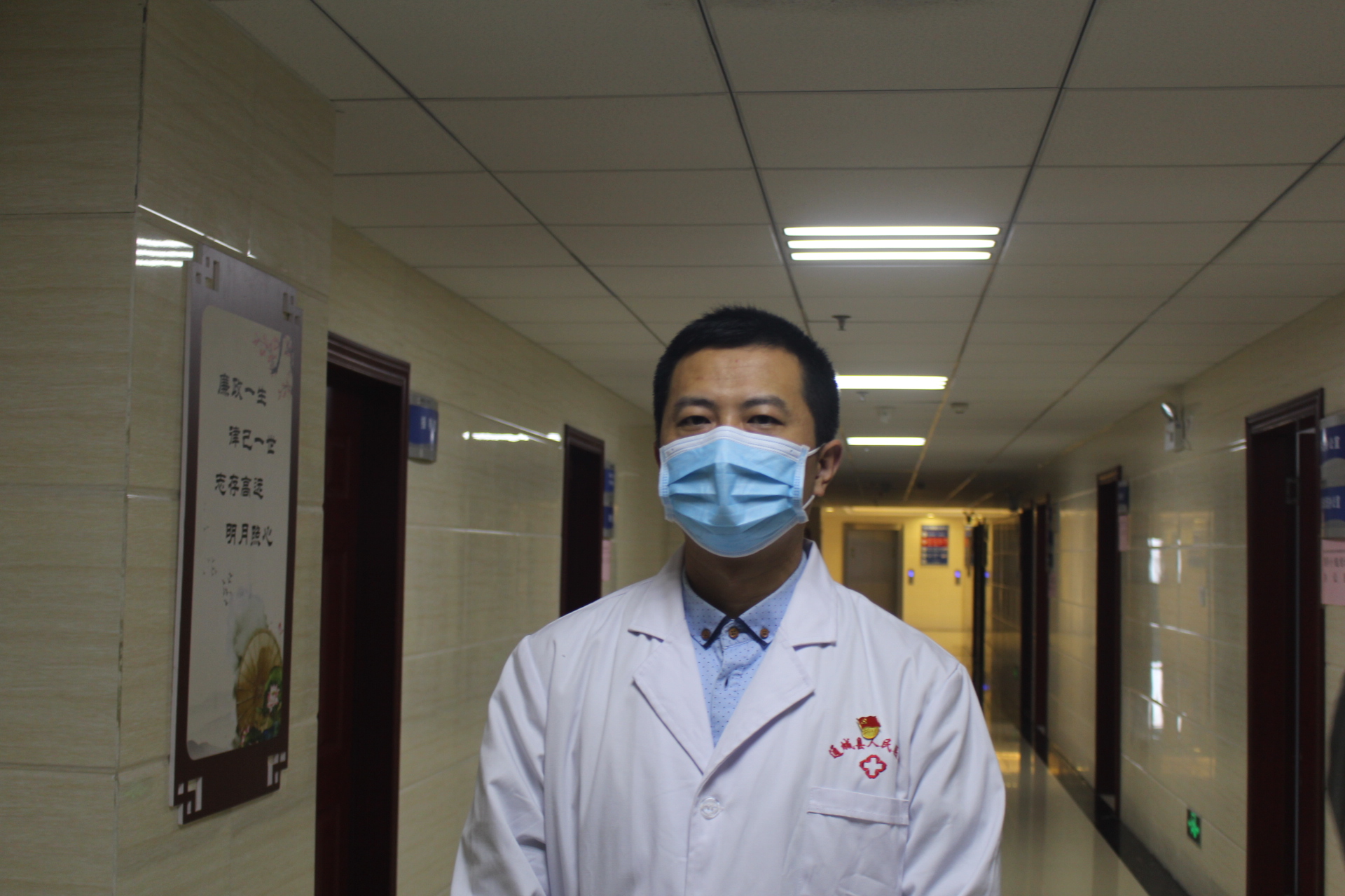 今日看点｜国新办将举行“践行医者仁心 护佑人民健康”中外记者见面会