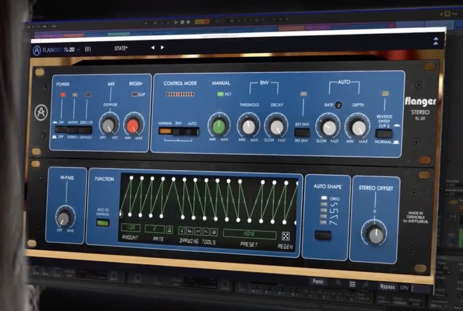 FX签订首个B2B业务1000台Super One订单