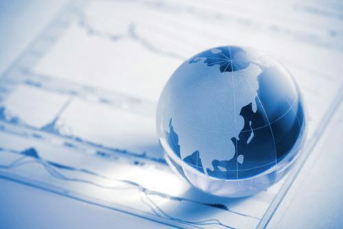 爱尔眼科扣非净利首次下滑 业内人士：行业未来两年难改观