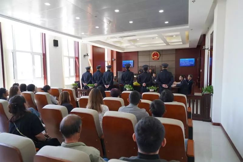 判三缓五，一上市公司原美女高管职务侵占罪细节曝光