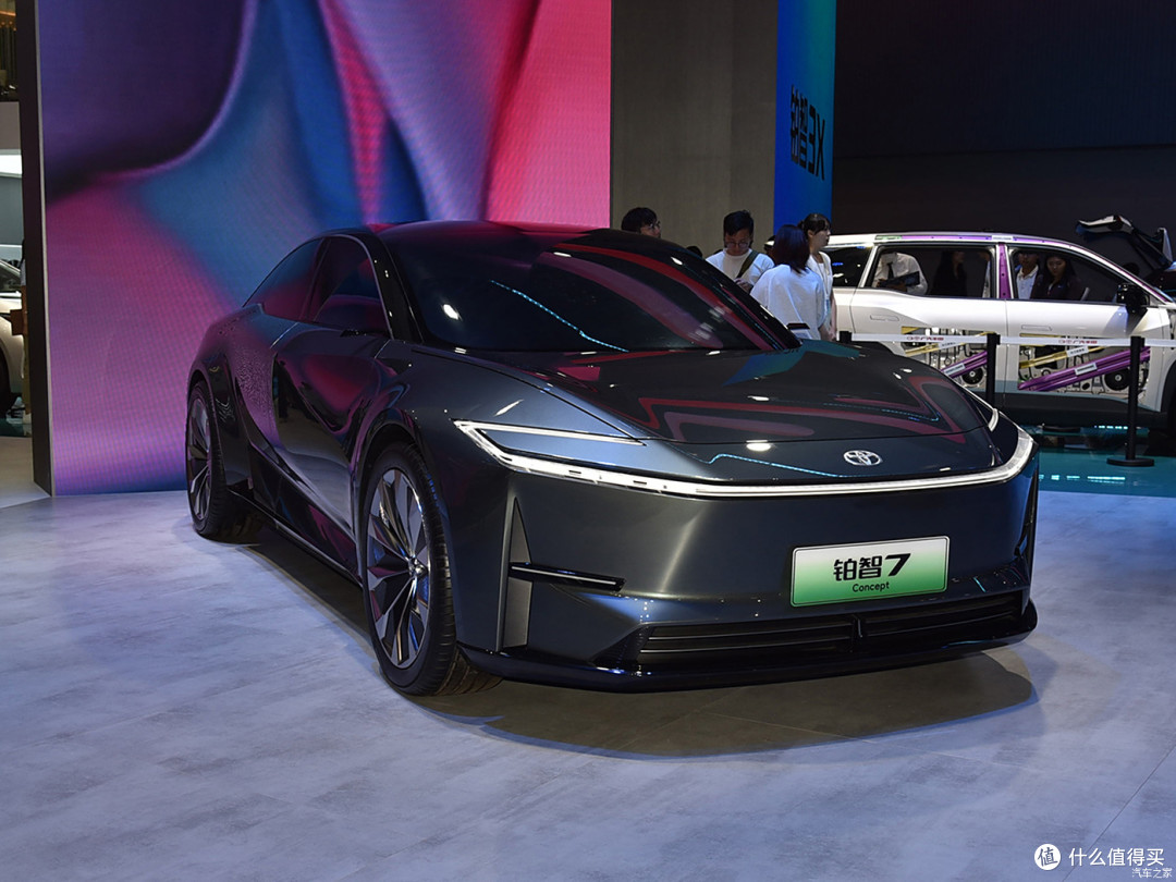 丰田展示“中国工程师造中国车”最新成果，铂智7全球首发