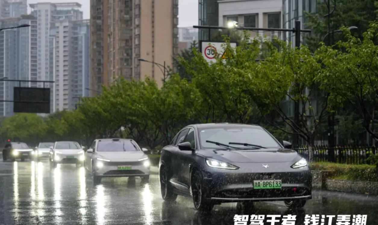 最高赔偿100万！小鹏汽车推出239元“智驾险”