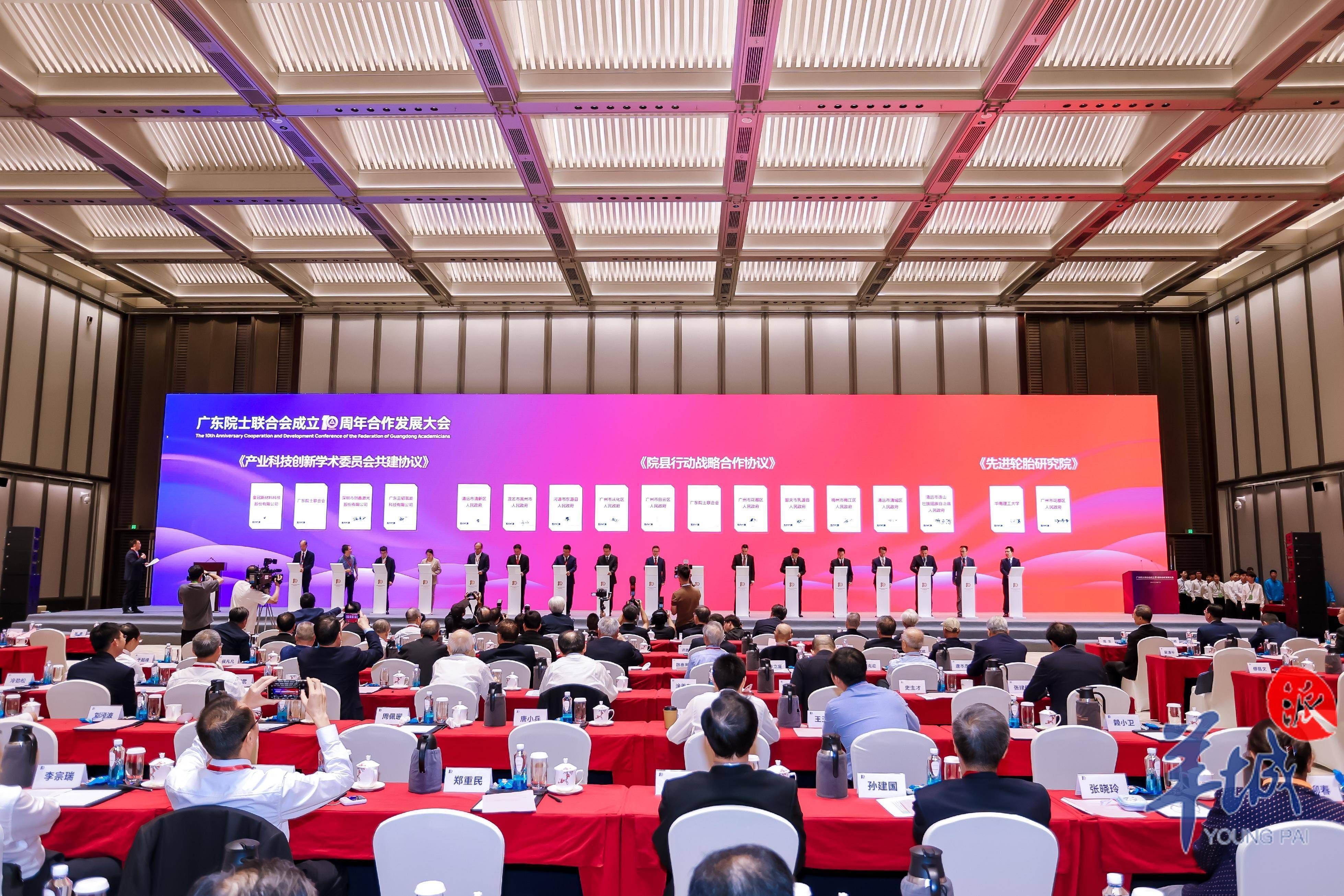人保车险,人保服务_“技术+场景”双轮驱动下，2025年数字产业化行业全景调研