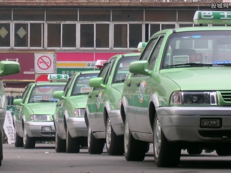 网约车概念下跌3.35%，6股主力资金净流出超5000万元