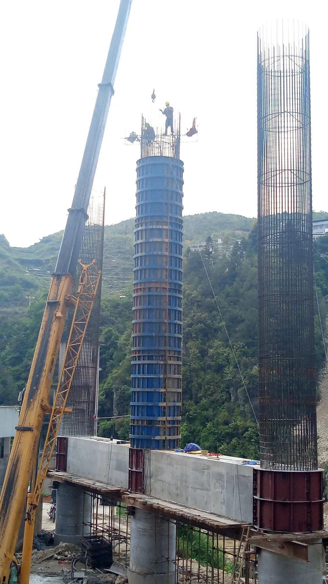 弘景光电：公司的光学镜头及模组产能扩建项目在有序推进中