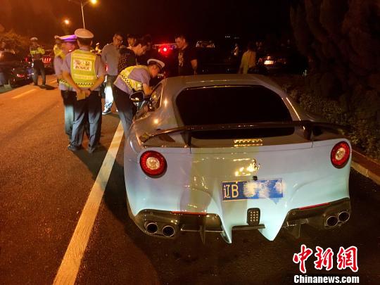 买法拉利三年提不了车，销售公司回应：建议发律师函