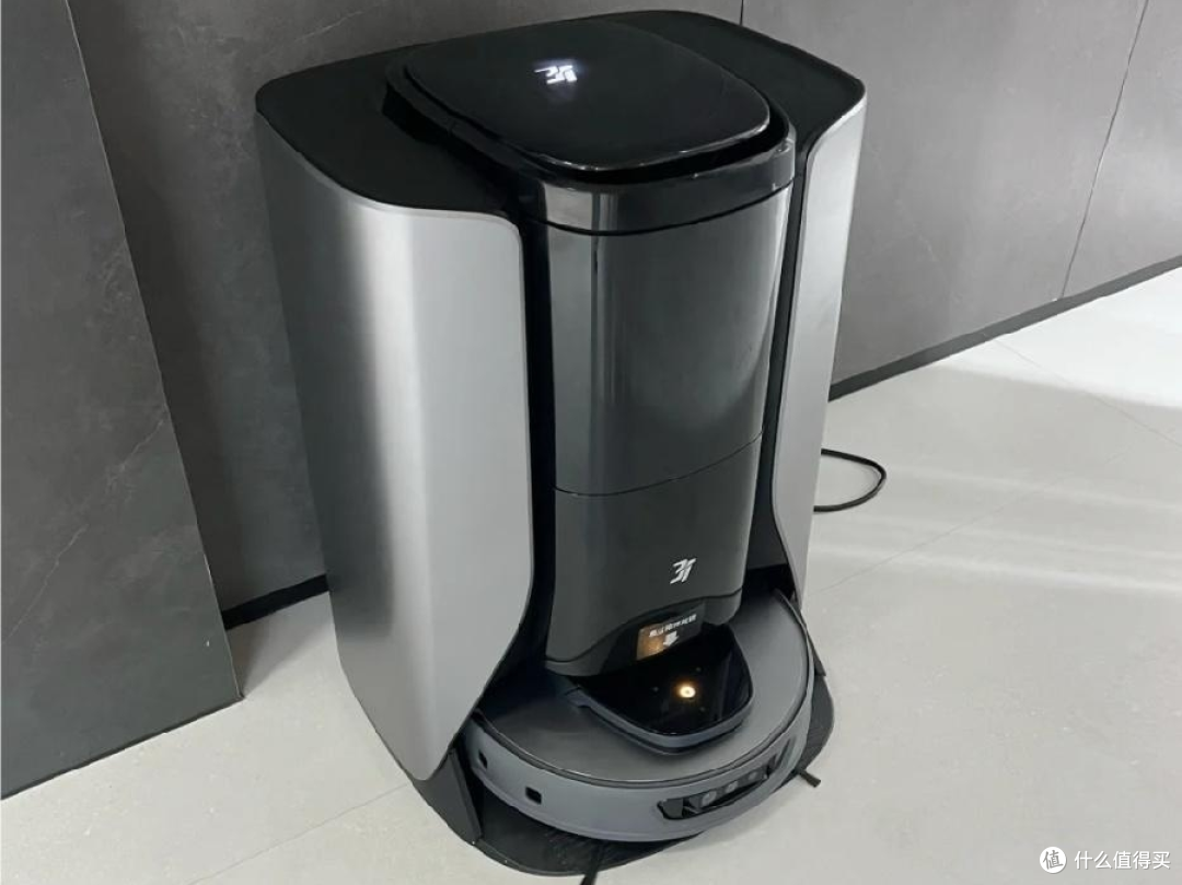 2025年中国扫地机器人行业：AI赋能与全屋清洁的未来_保险有温度,人保有温度