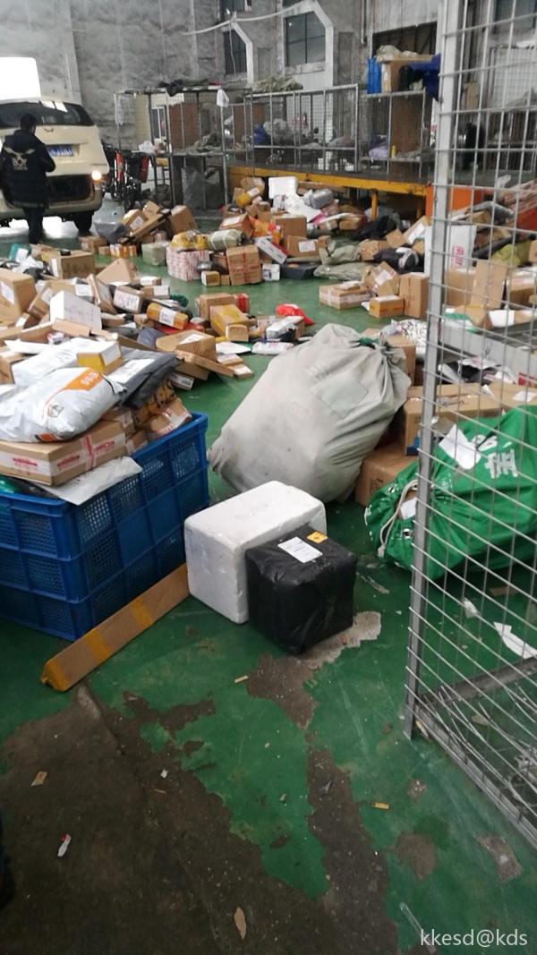 gb好孩子品牌售后推三阻四 数百台商品因退货难积压在快递仓库