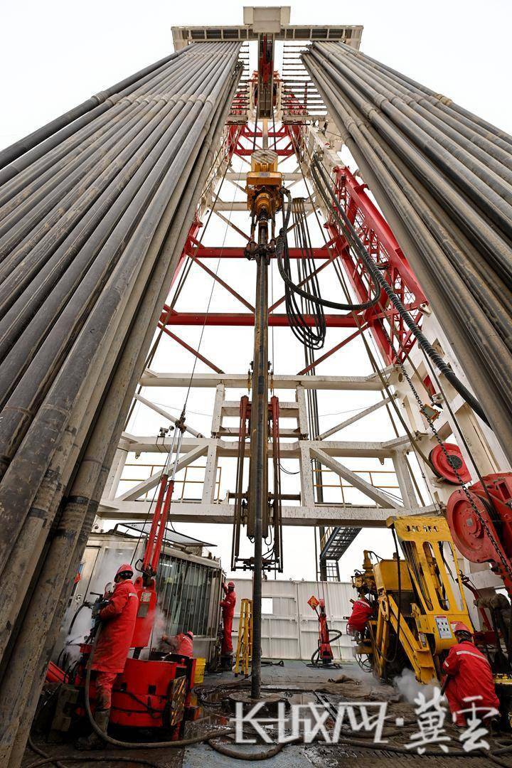 潜能恒信：COSL选用海洋石油924钻井平台为渤海09/17区块QK18-9-6井进行钻井总包作业