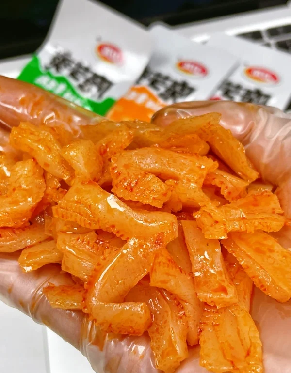 卫龙美味：彭宏志将辞任执行董事、首席财务官等职务