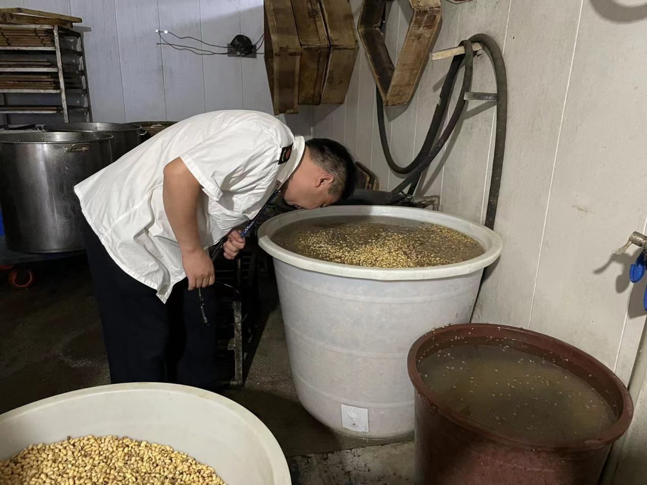 二手回收火热 部分不合规产品流向非法小作坊 没有3C认证的充电宝都去哪儿了