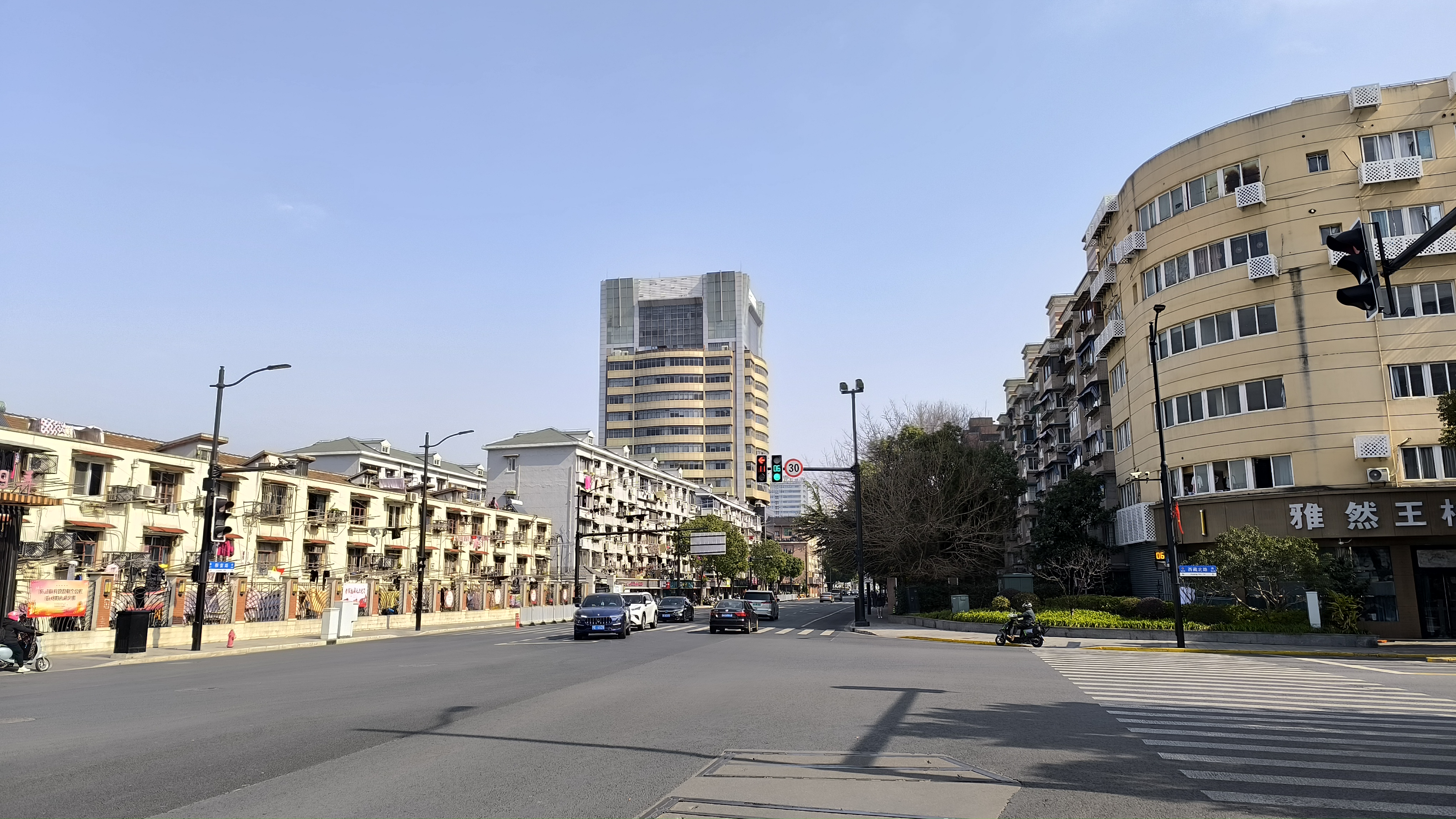 金山上海湾区，闵行大零号湾，奉贤东方美谷，宝山该出啥牌？