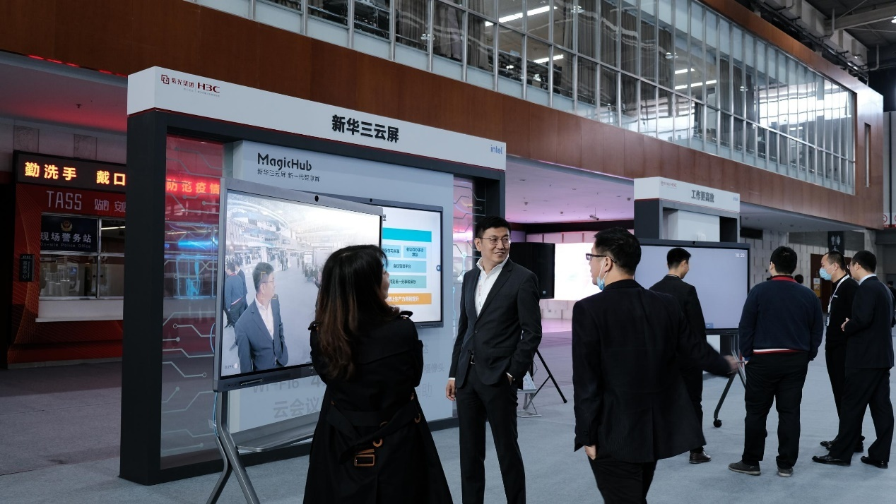 初灵信息揽下中移动终端4.2亿订单 全面迈向企业智算网