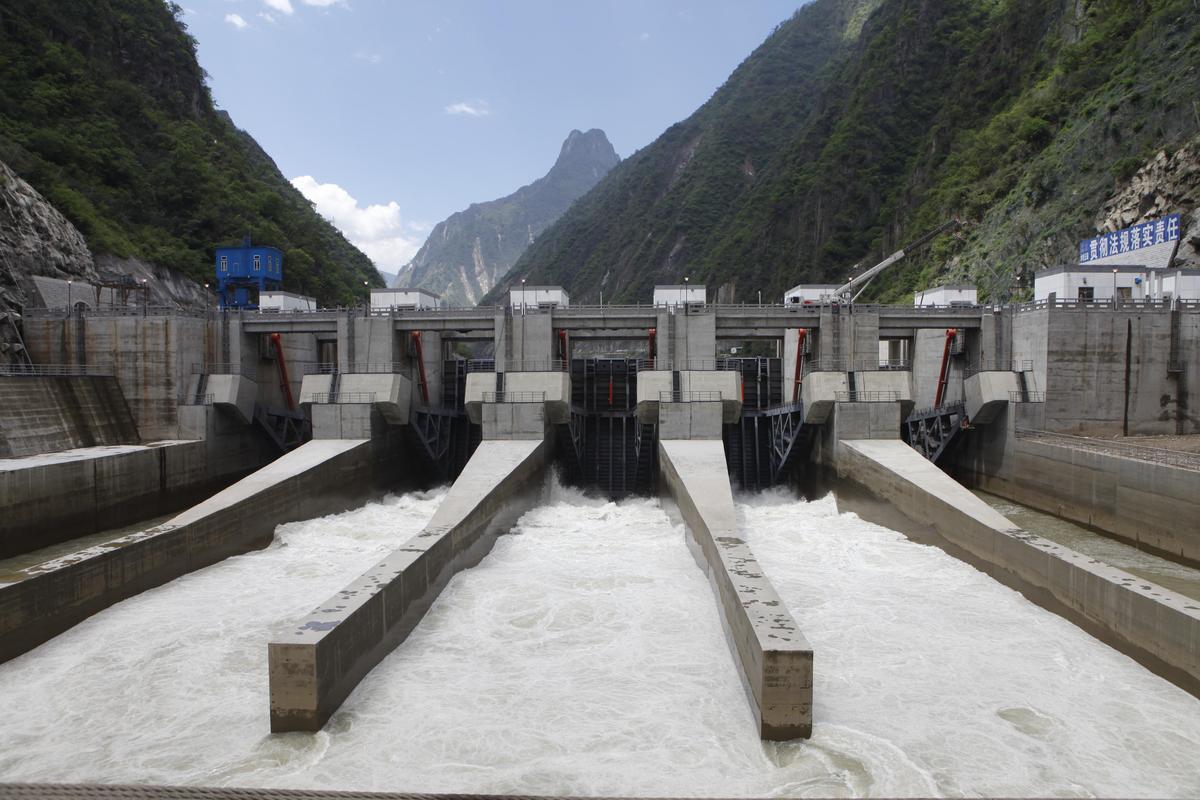 柳工：雅鲁藏布江下游水电工程将带来电动工程机械的重要机会