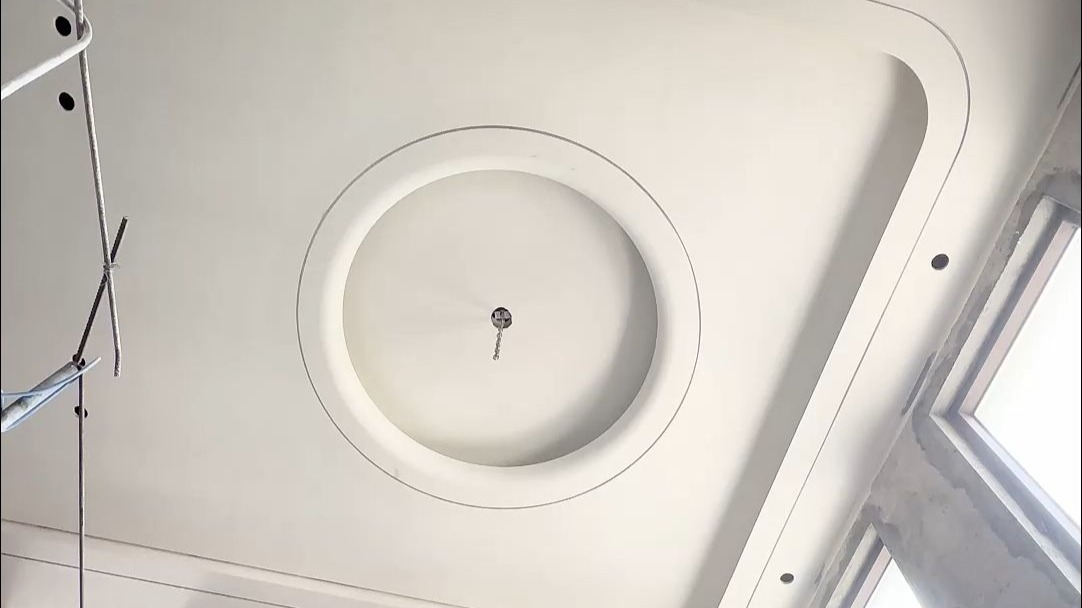 金 螳 螂获得发明专利授权：“一种超高空间多角度弧面吊顶的装配式安装设计结构”