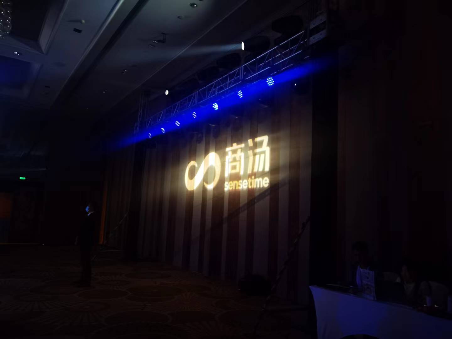 群智咨询：TV面板价格预计8月开始将逐步止跌