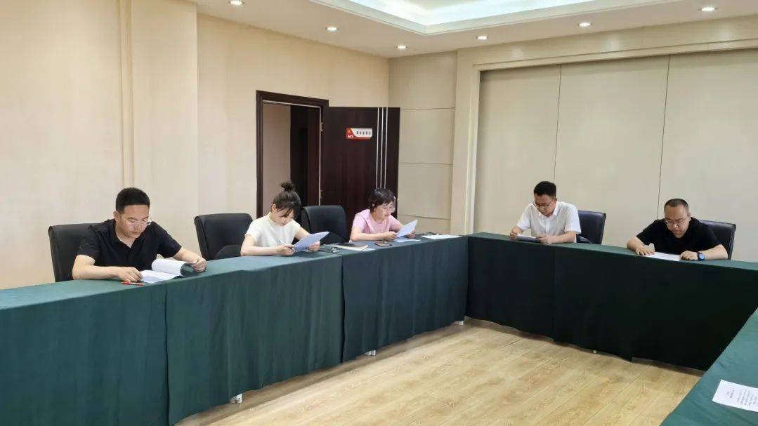 监管快速放行新掌门！长江财险扭亏根基待筑牢，整改大刀需动真章