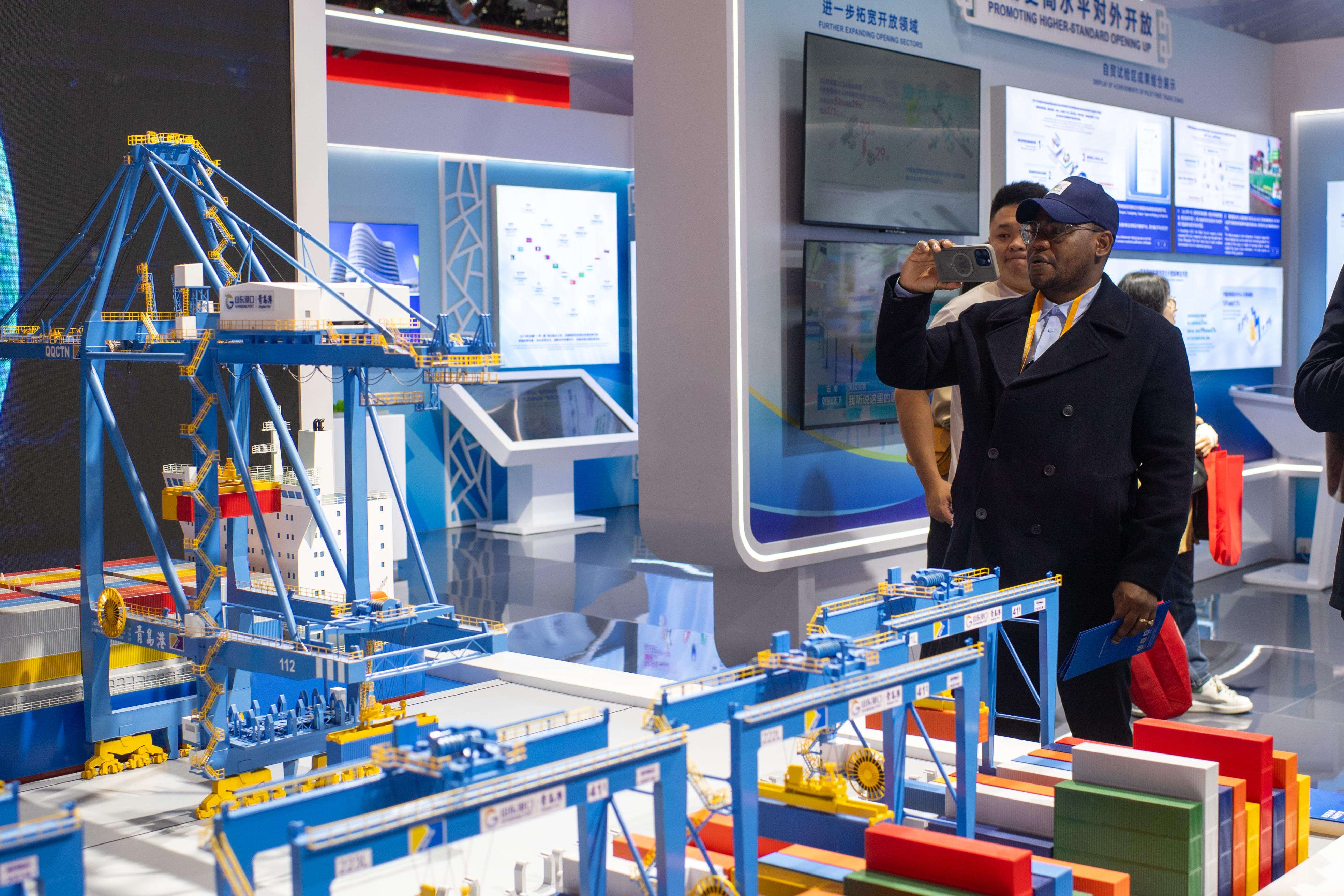 第八届进博会筹备工作进展顺利，亮点纷呈