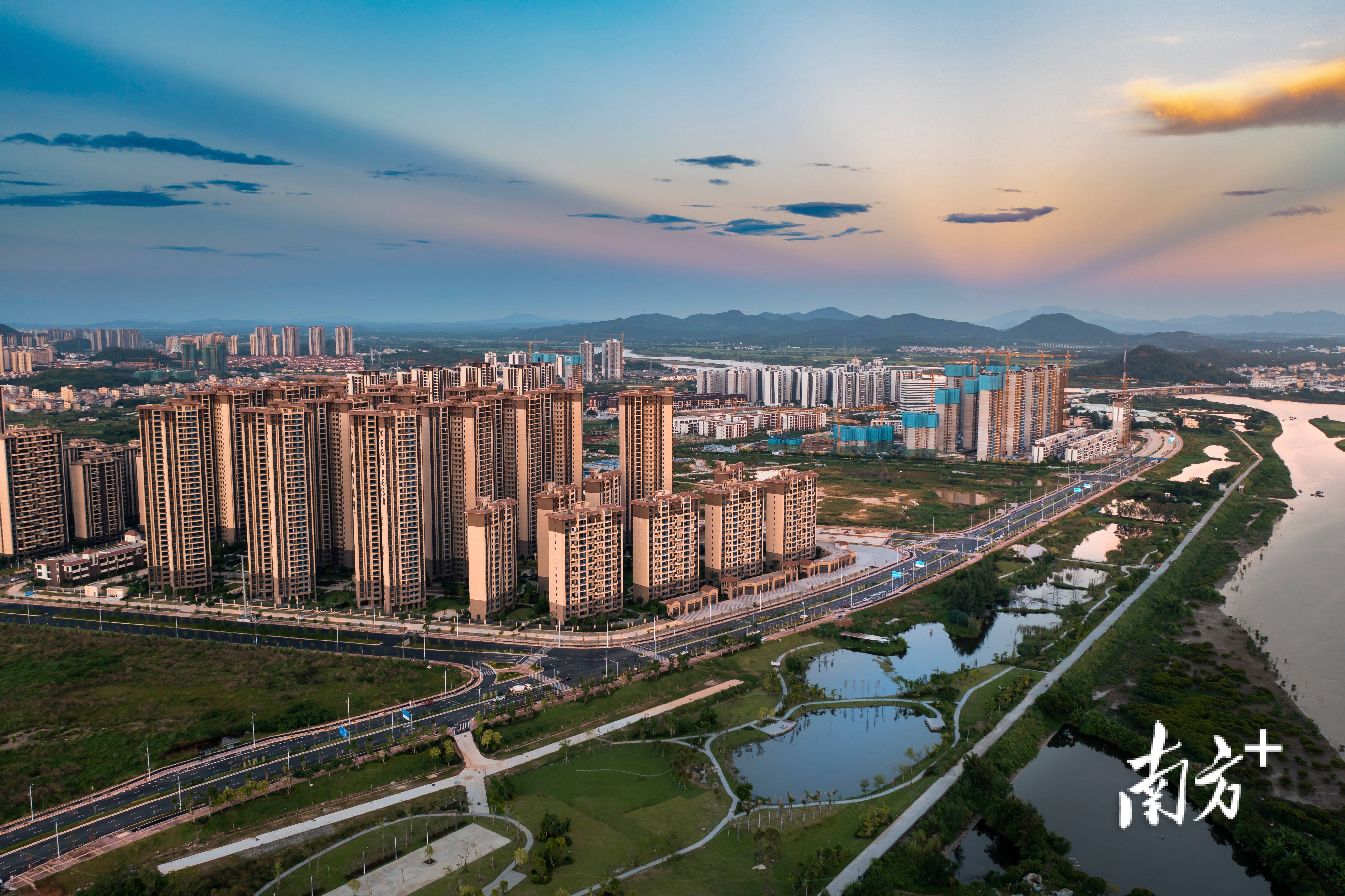 悦达投资：乘“双碳”战略东风，筑“两新一智”转型发展新标杆