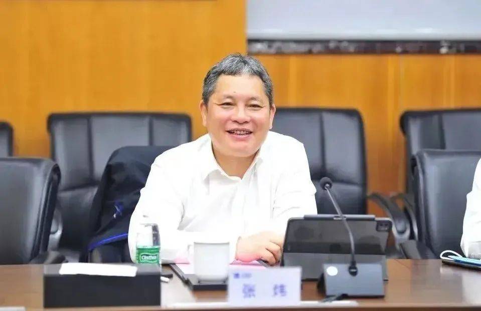 中远海特获得发明专利授权：“一种用于浮托安装的场景再现及增强现实模拟培训方法”