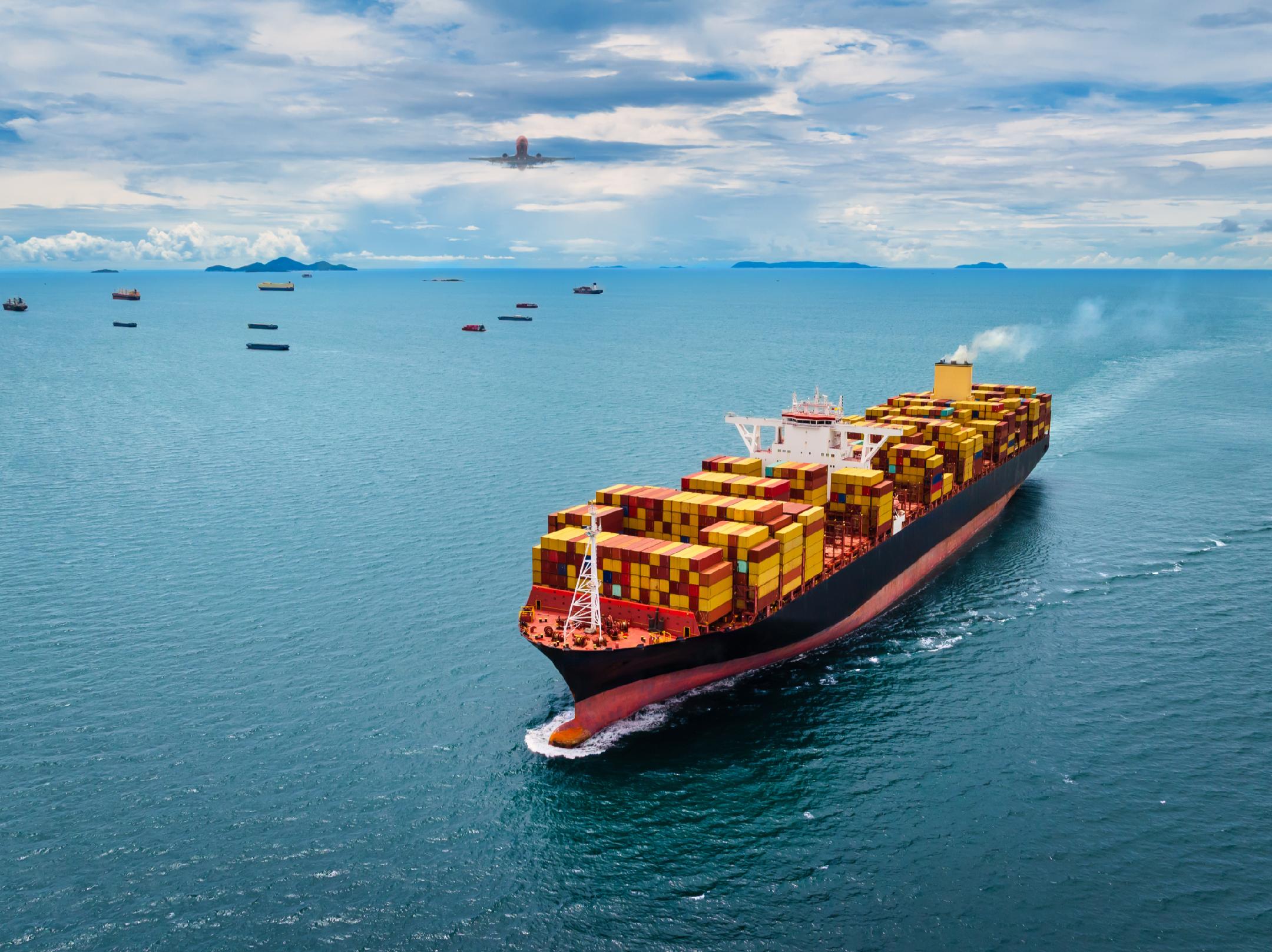 海关总署：前7个月 我国一般贸易进出口16.44万亿元 同比增长2.1%