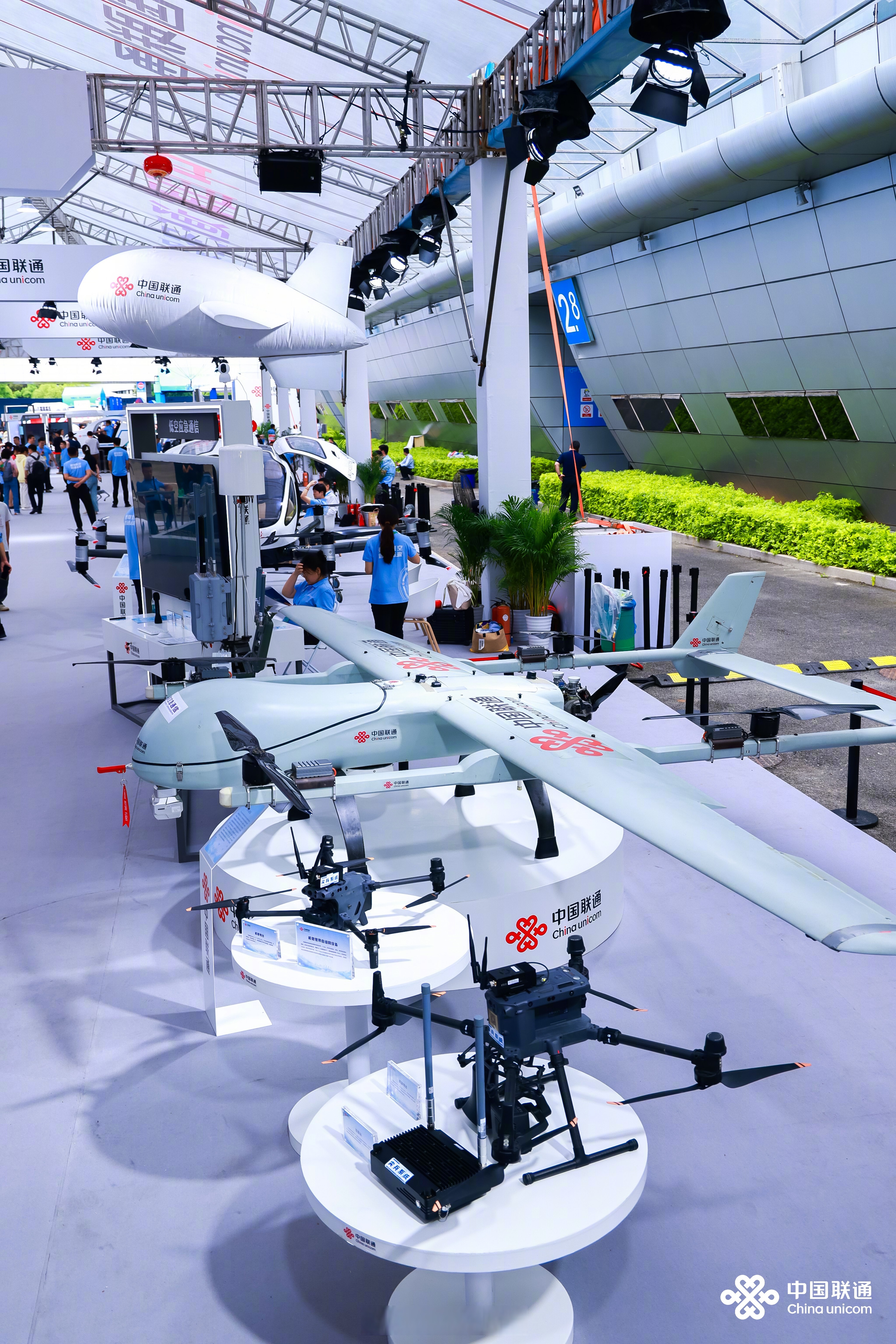 无人机搭建起空中转运通道 助力粮食高效归仓