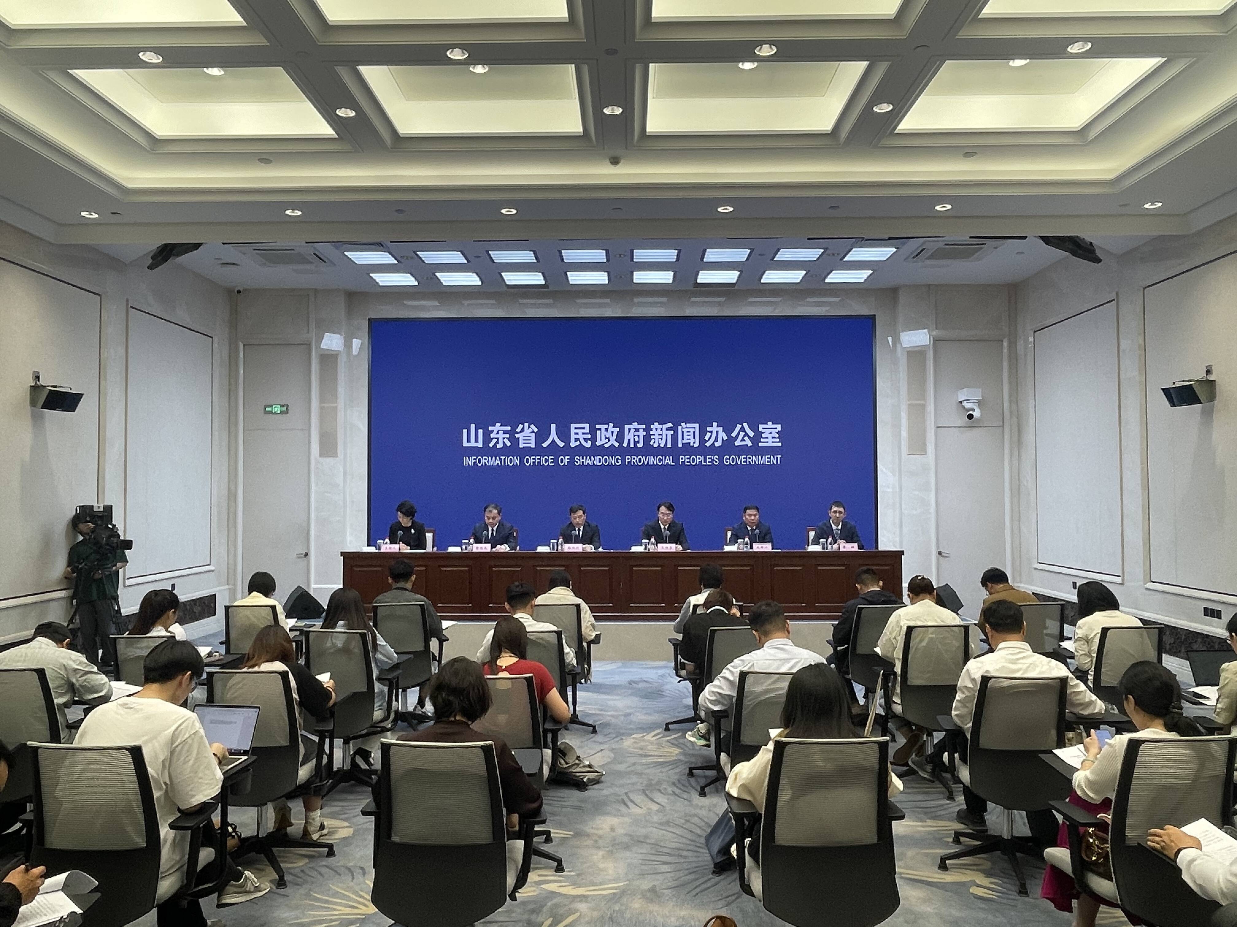 “人工智能+”行动确定6大重点 强化8项基础支撑