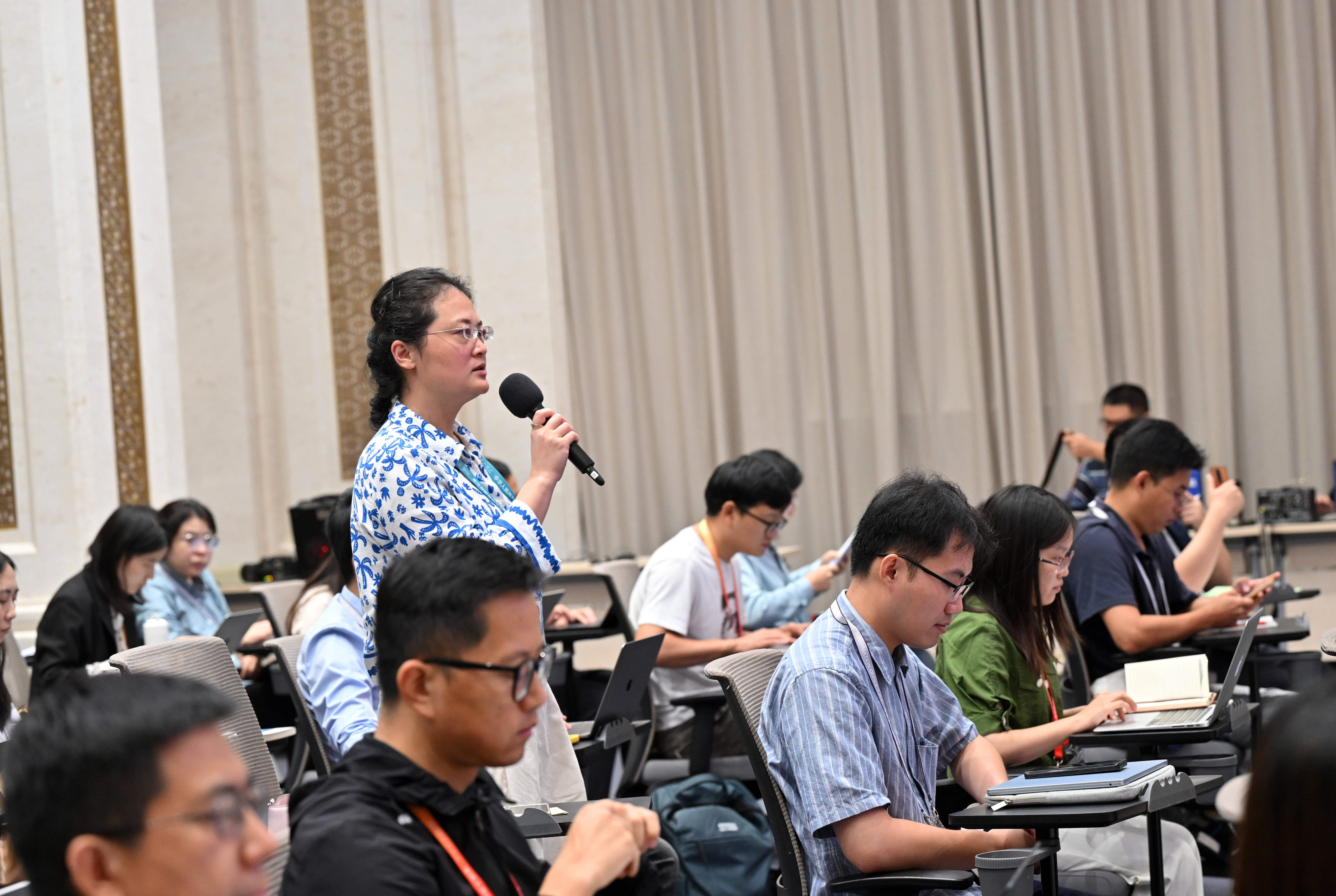 今日看点｜国新办将举行介绍“十四五”时期海关守护国门安全、促进高质量发展成就发布会