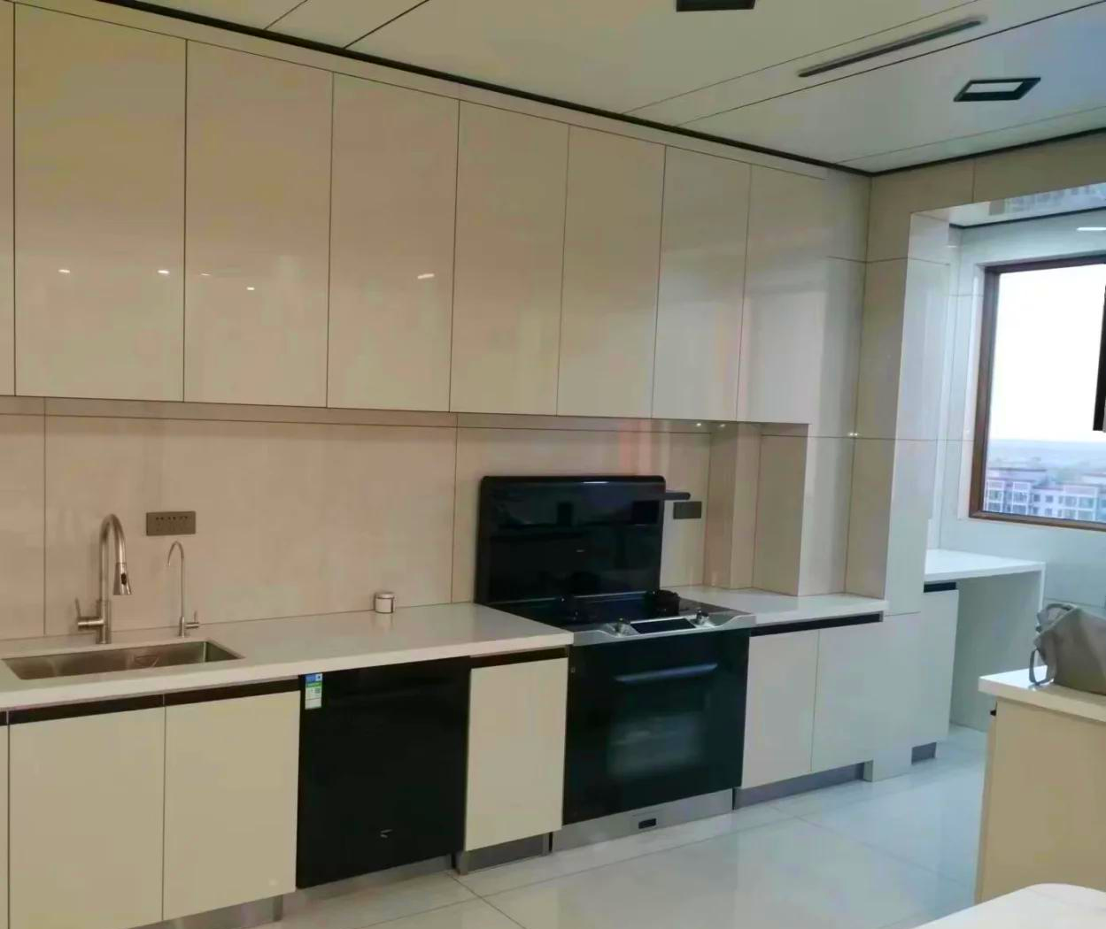 老板电器获得实用新型专利授权：“集成灶油杯和集成灶”