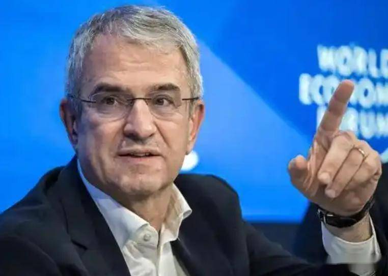 因办公室恋情，雀巢换掉了上任仅一年的全球CEO