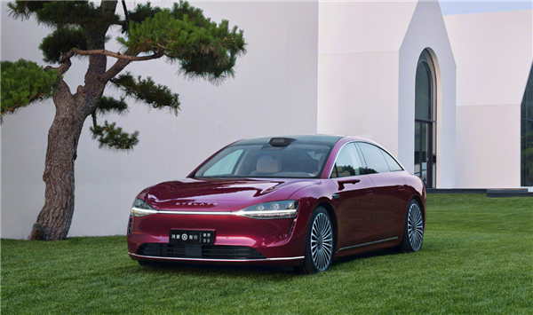 余承东最新发声！北汽董事长：北汽AII in享界