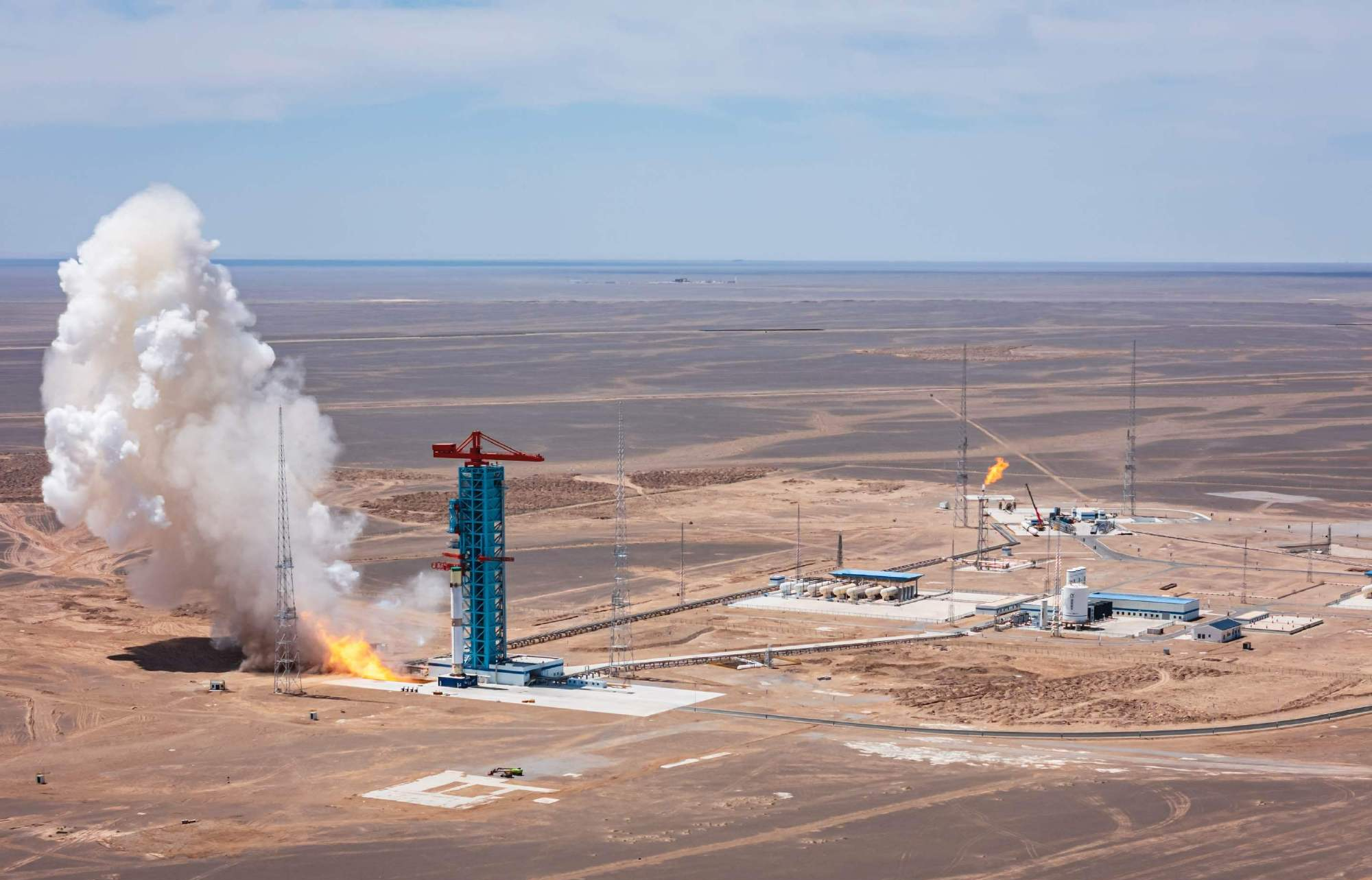 商业航天液体火箭天龙三号一级动力系统海上试车成功