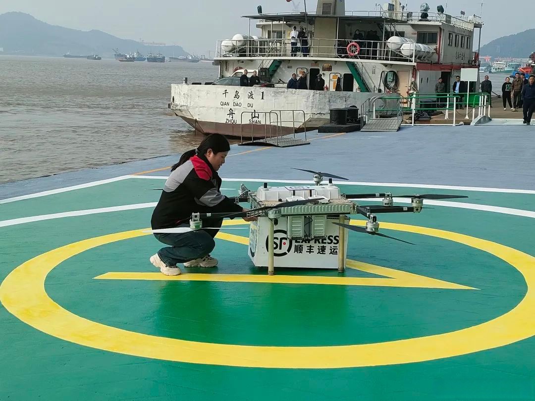 安徽低空经济“先飞一步” 完成全球首次吨级跨城无人货运