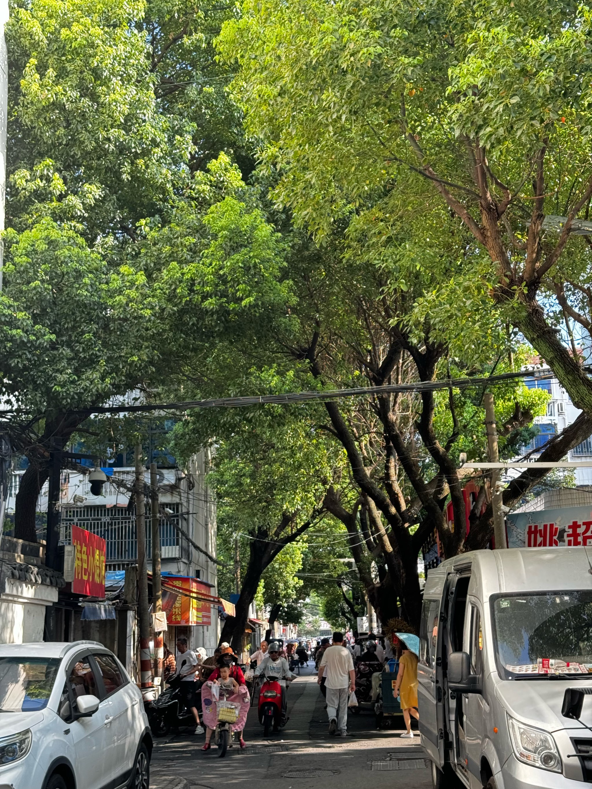 告别印象流，“逛吃指数”量化城市的烟火气