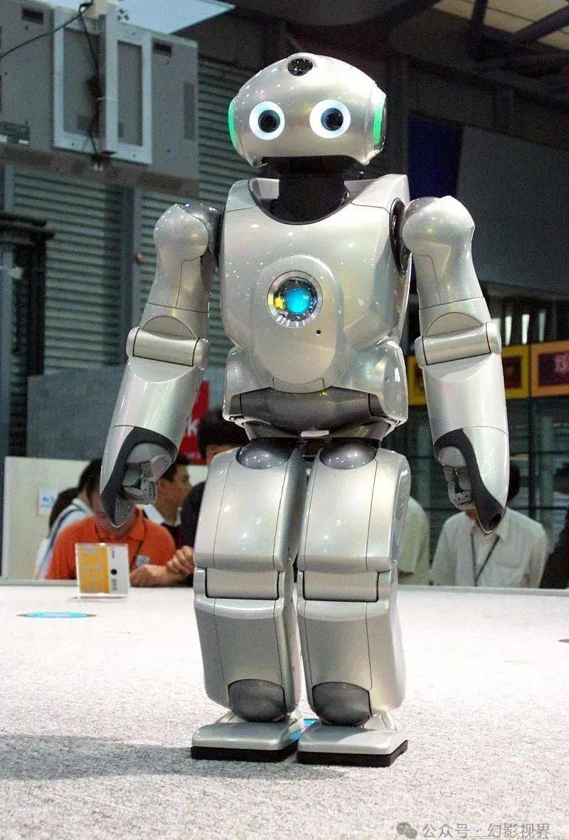 人形机器人产业：迎来跨越发展 赋能千行百业