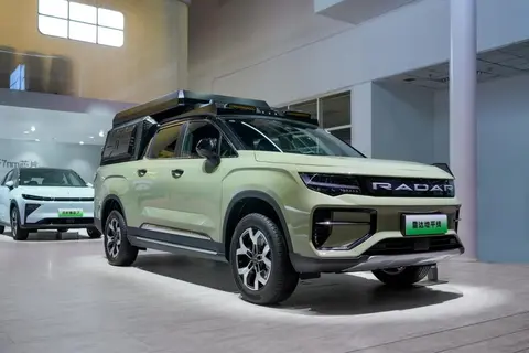 2025年皮卡车行业市场深度调研及未来发展趋势_人保车险   品牌优势——快速了解燃油汽车车险,人保服务