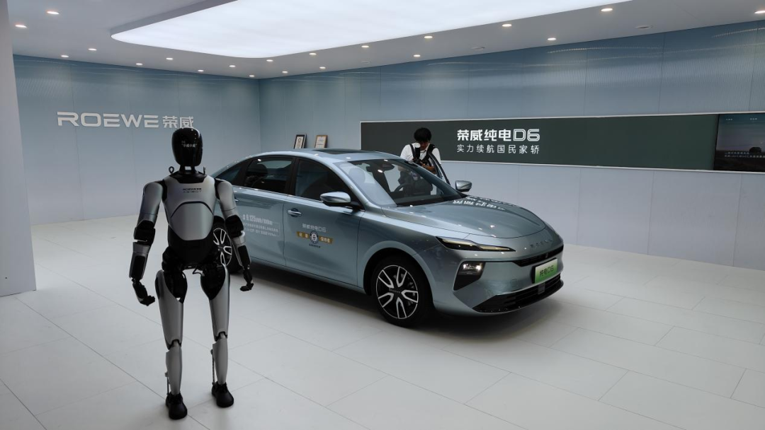 智元精灵G2线下全球首发 均普智能机器人产能将扩产至超3000台